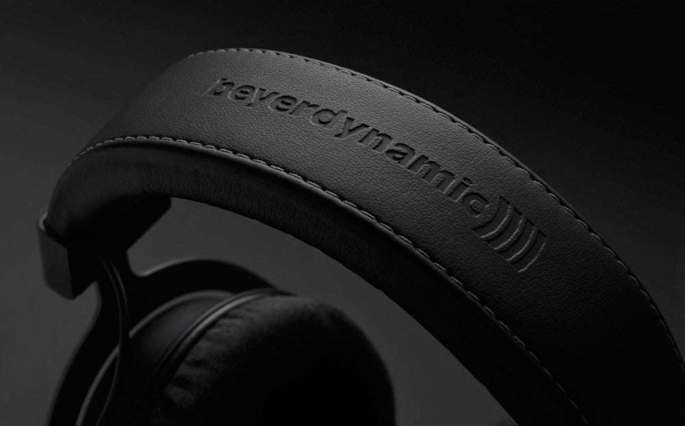 Beyerdynamic DT1770 - Headphone Bar Canada