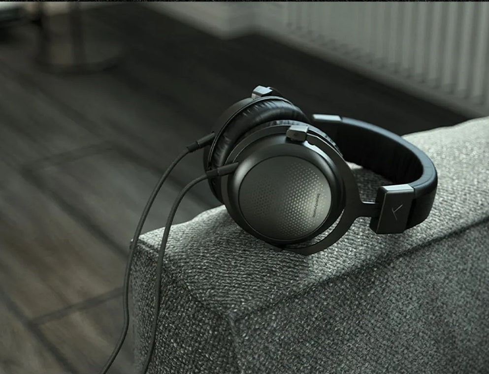 Beyerdynamic T5 3rd Gen - Headphone Bar Canada