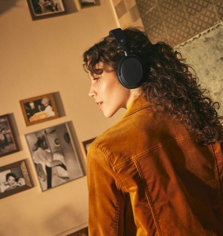 Sennheiser Accentum Plus DEMO - Headphone Bar Canada